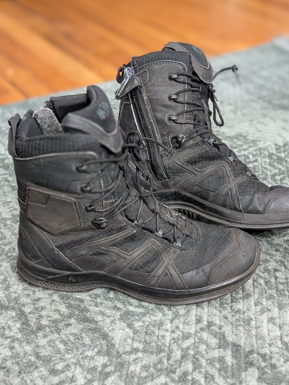 HAIX Black Eagle Athletic 2.0 T High Side Zip Men's Boots Size 8 W Tactical